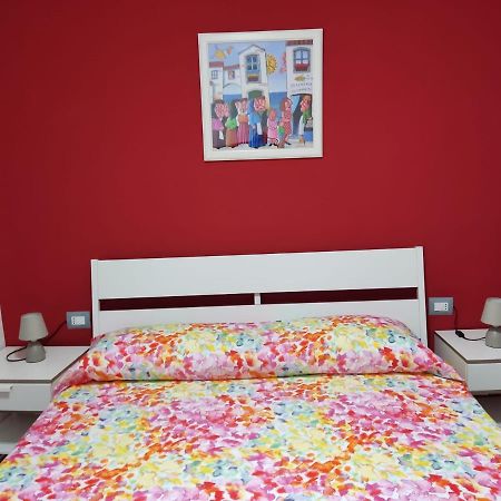 Arco Bianco - Monolocali Apartment ตอร์โตลี ภายนอก รูปภาพ